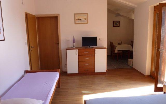Studio Apartments Izabela Водице Екстериор снимка